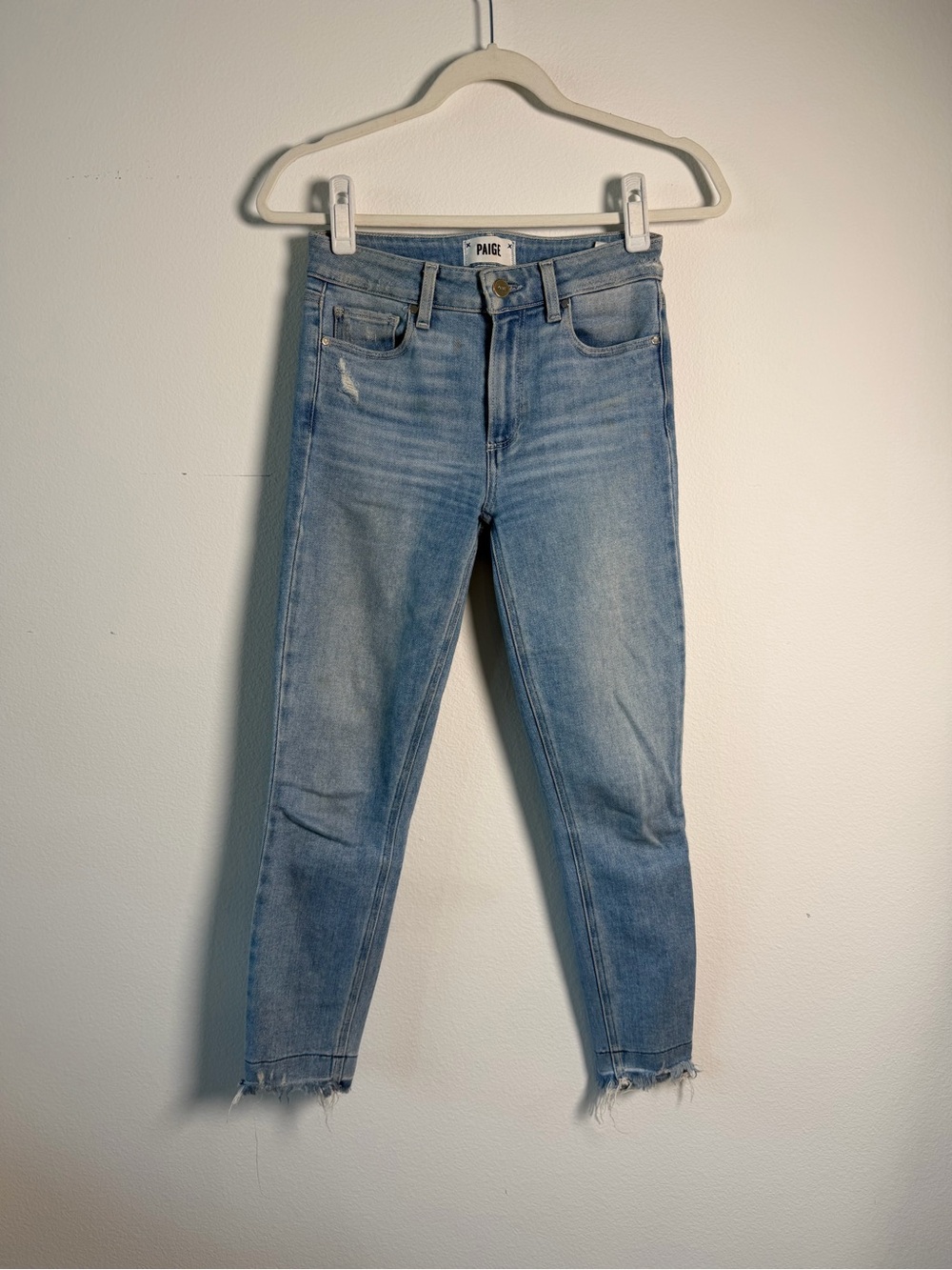 PAIGE Light Wash Cropped Ankle Jeans